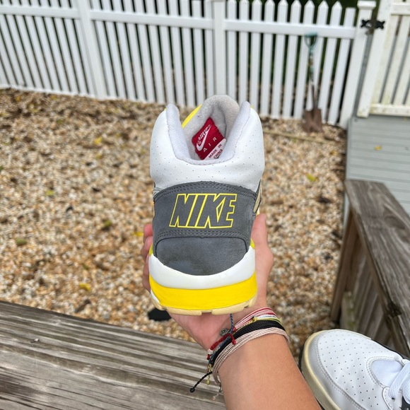 Nike Air Trainer SC High Graphite
Lemon Size 10 - Picture 4 of 5